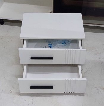 Тумба прикроватная Амалия (Росток) в Невьянске - nevyansk.mebel-e96.ru