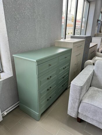 Комод 8 ящиков Лорето, зеленый самшит (БМ) в Невьянске - nevyansk.mebel-e96.ru