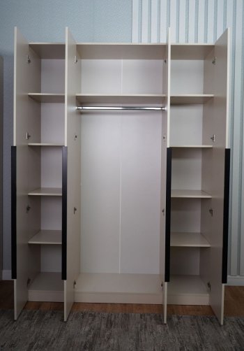 Шкаф 1600 мм Пальма, Сатин (ДСВ) в Невьянске - nevyansk.mebel-e96.ru