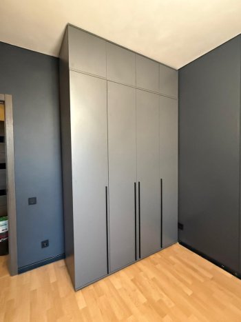 Шкаф 1600 мм 4-х створчатый Норд с антресолью графит (Миф) в Невьянске - nevyansk.mebel-e96.ru